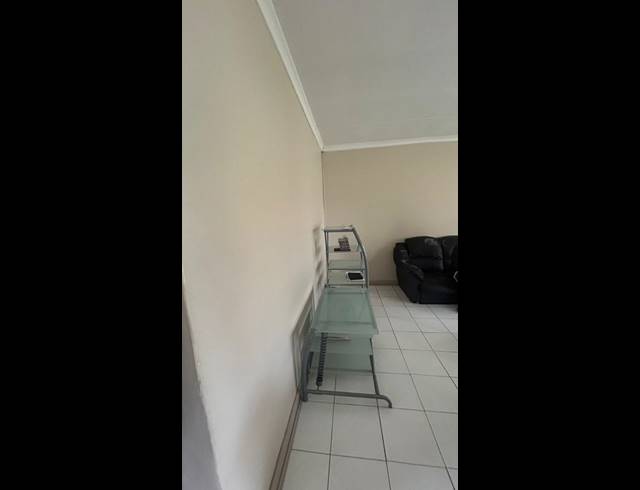 3 BEDROOM HOUSE FOR SALE IN HILLCREST